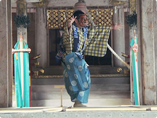 狂言　講員大祭にて　11月第2土曜日の写真