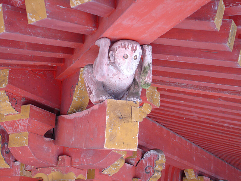 西本宮楼門　棟持猿（むなもちさる）の画像